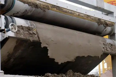 聚丙稀銑胺適用哪幾種污泥脫水機？詳解疊螺式污泥脫水機、板框壓濾機、帶式壓濾機、離心式脫泥機